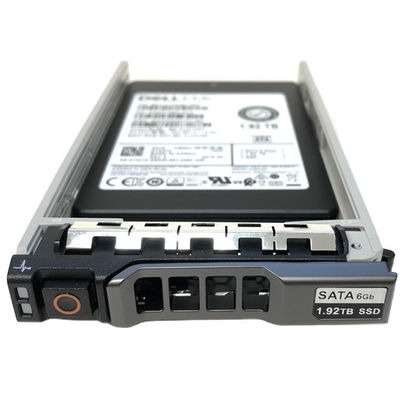 DELL 1.92TB 2.5" SAS Solid State Drive でサーバーストレージを効率的に拡張する
